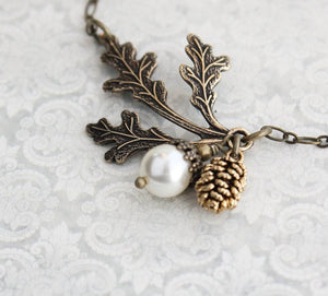 Woodland Charm Bracelet | Pinecone Pearl Acorn