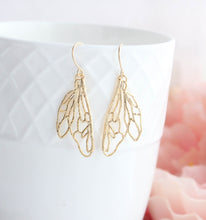 Load image into Gallery viewer, Gold Wing Earrings