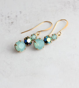 Aqua Mint Drop Earrings | Shades of Aqua | Vintage Glass