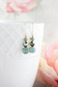 Aqua Mint Drop Earrings | Shades of Aqua | Vintage Glass