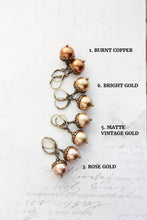 Load image into Gallery viewer, Burnt Copper Acorn Earrings