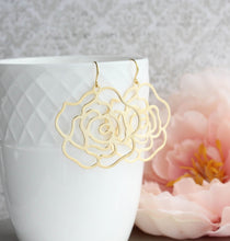 Load image into Gallery viewer, Rose Filigree Earrings (3 Colors)