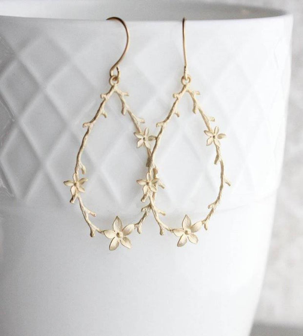 Twig and Flower Earrings - Matte Gold