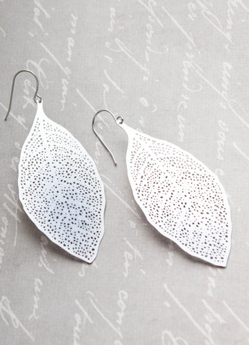 Big Leaf Earrings - matte silver rhodium