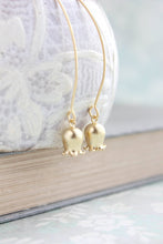 Load image into Gallery viewer, Lily of the Valley Earrings