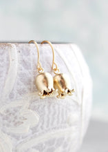 Load image into Gallery viewer, Lily of the Valley Earrings